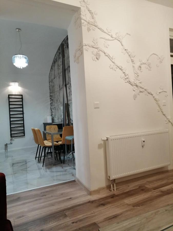 Bella Apartment - Kosice Historical Center Экстерьер фото